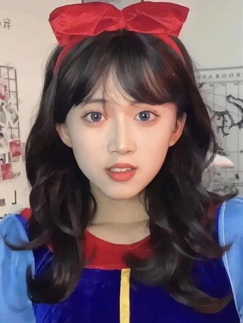 网红吃瓜男扮女装视频大全